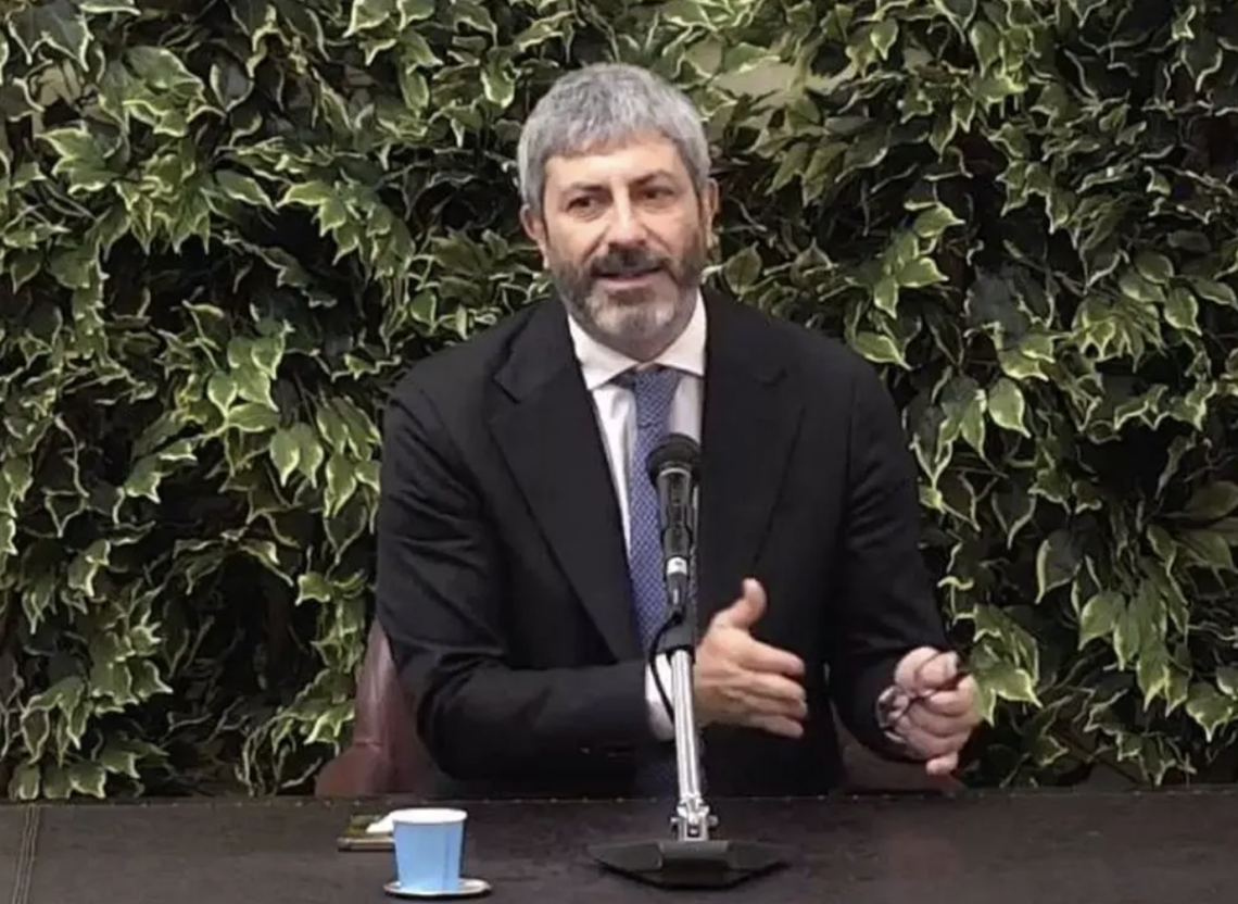 Sanit&agrave; e trasporti nella road map di Fico