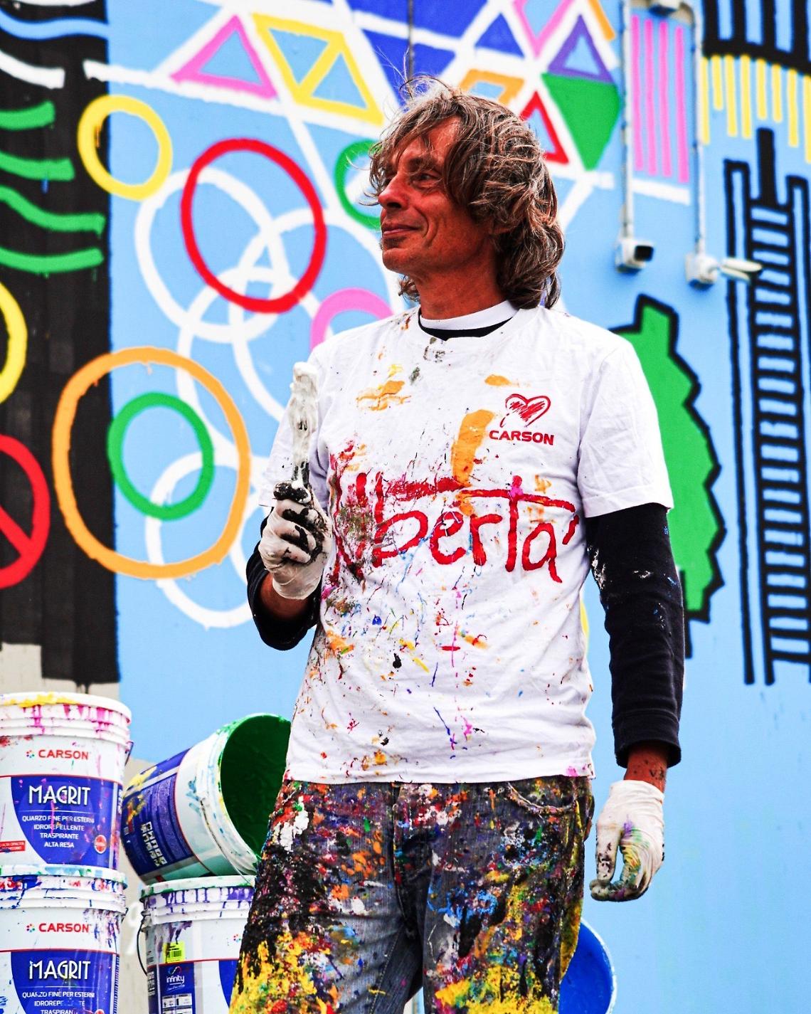 Carcere di Santa Maria Capua Vetere, il &ldquo;Muro della libert&agrave;" diventa opera collettiva