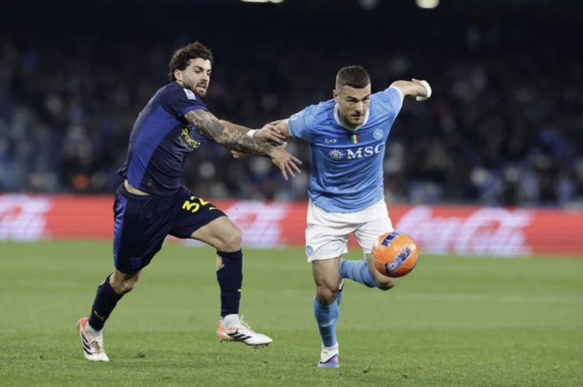 Napoli-Parma 0-0, gli azzurri frenano al Maradona
