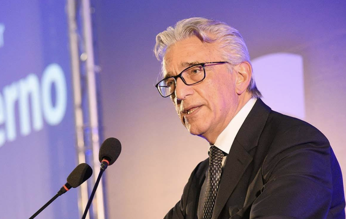 Salerno, si dimette il sindaco Vincenzo Napoli 