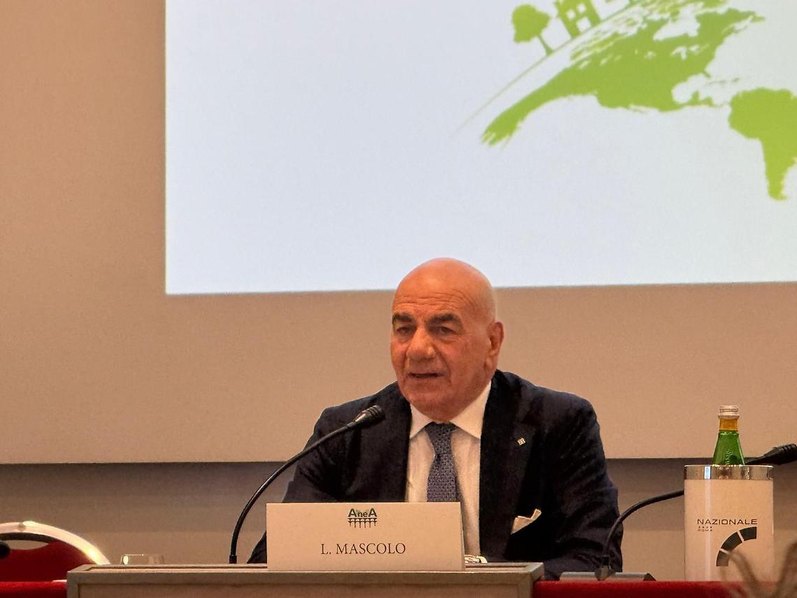 Rifiuti, Mascolo: rafforzare ruolo enti di ambito