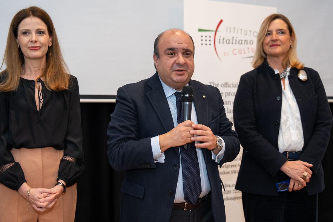 A Londra la prima mostra monografica su Fosco Maraini