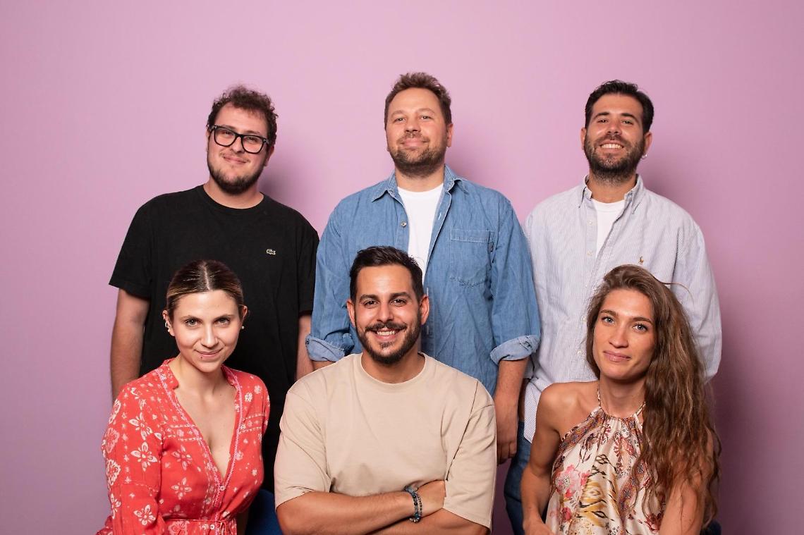 Non solo trend e TikTok: un&rsquo;agenzia di Milano sceglie Napoli per ridare voce alle botteghe e alle attivit&agrave; storiche della citt&agrave;