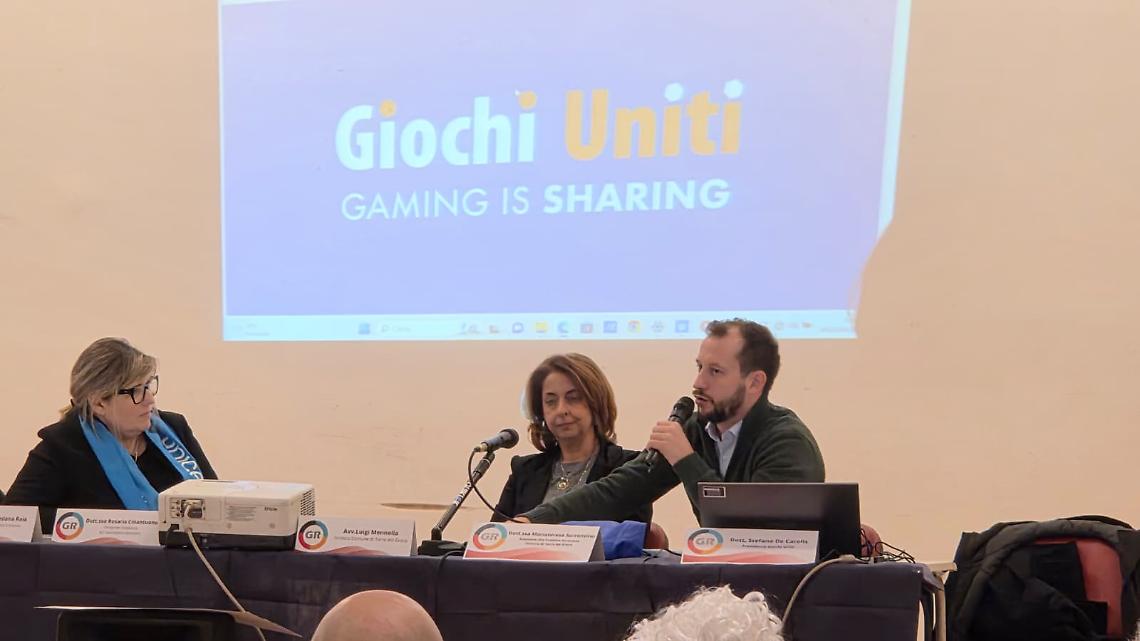 Bullismo, De Carolis: &laquo;Approccio troppo orientato alla punizione, bisogna cambiare strada&raquo;