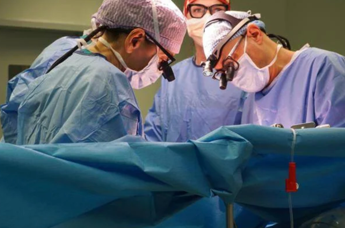 Azoto al posto del ghiaccio, salta il trapianto di cuore per un bimbo