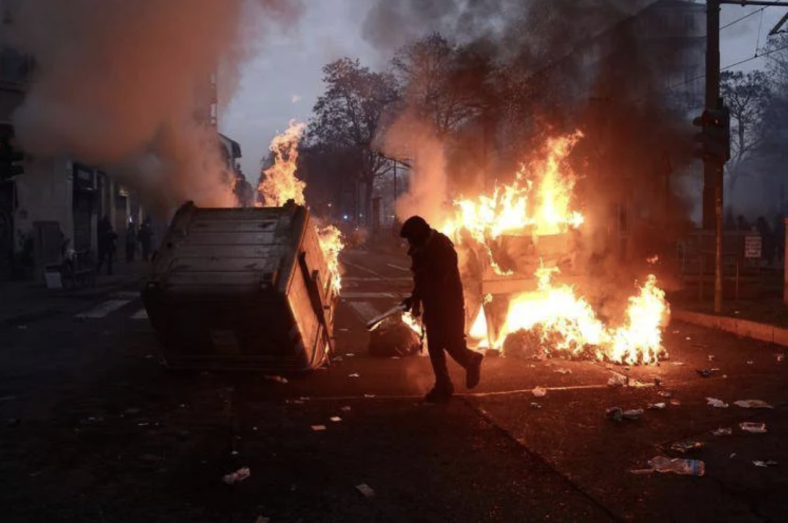 Sicurezza e libert&agrave; pubblica: limiti necessari alle piazze