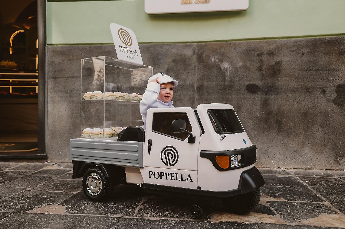 Quando il Carnevale incontra la tradizione: Luigi, piccolo pasticciere di casa Poppella