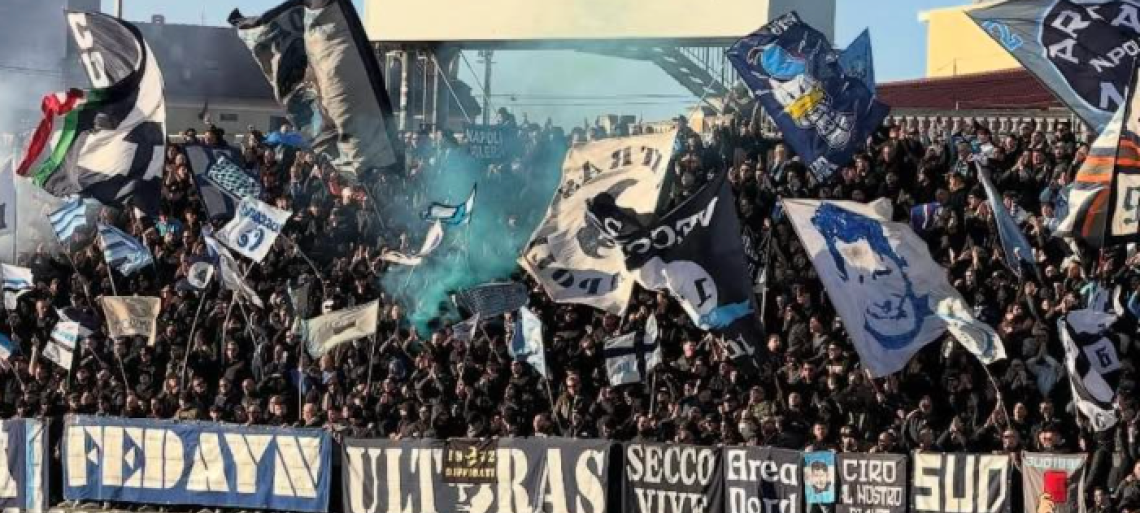 Fumogeni e aggressioni per Cremonese - Napoli, 20 daspo 