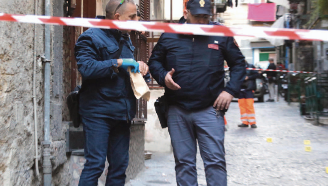 Notte di piombo alla Fontanelle, spari nella roccaforte della cosca