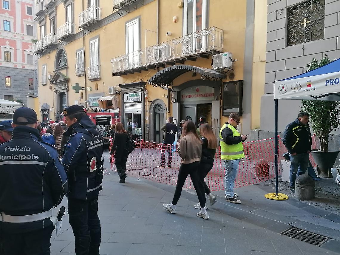 Sannazaro, &laquo;al momento nessuna ipotesi sulle cause del rogo&raquo;