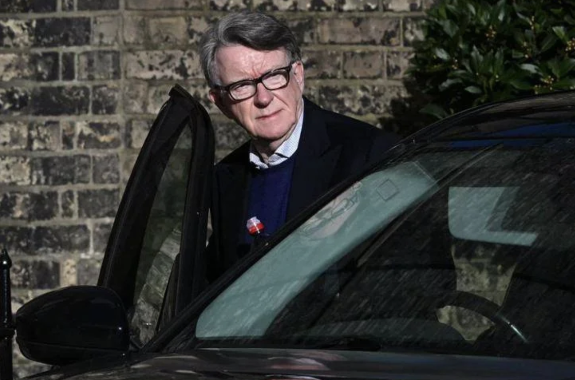 Arrestato l'ex ambasciatore britannico in Usa Peter Mandelson 
