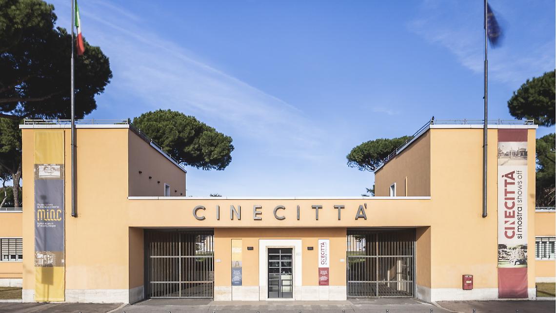 Blitz della Finanza a Cinecitt&agrave;, perquisizioni e sequestri