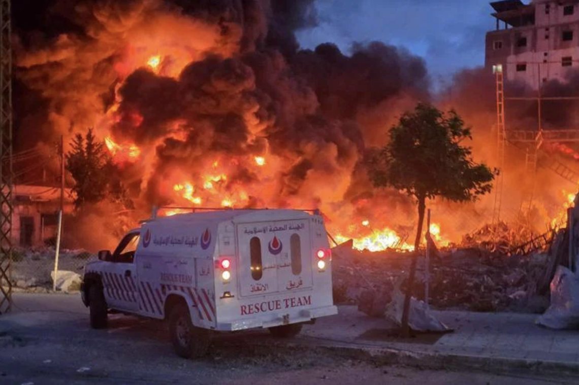 Guerra Iran, ancora missili su Teheran. Raid di Israele su Beirut: otto morti