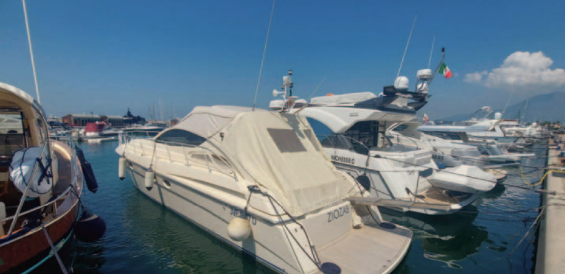 Napoli si prepara per i super yacht