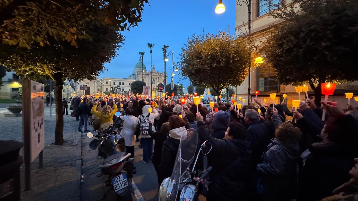 Don Patriciello: &laquo;Sull'aborto, troppo silenzio nelle Chiese&raquo;