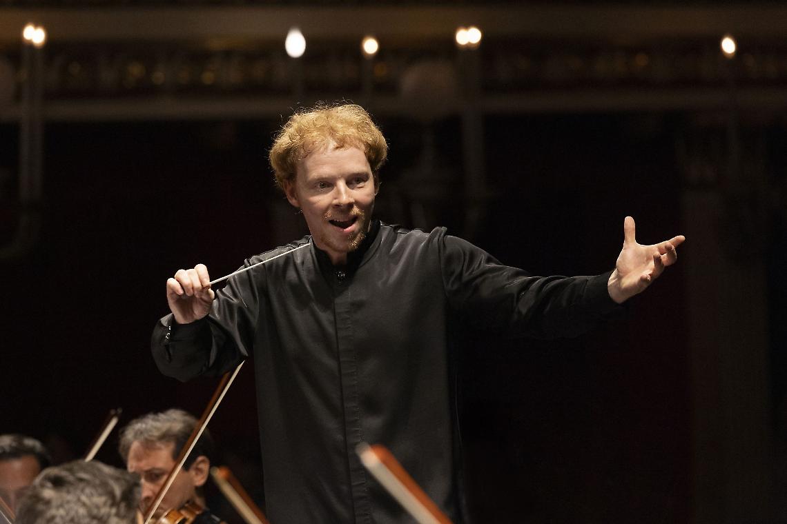 Dmitry Matvienko torna al Teatro San Carlo