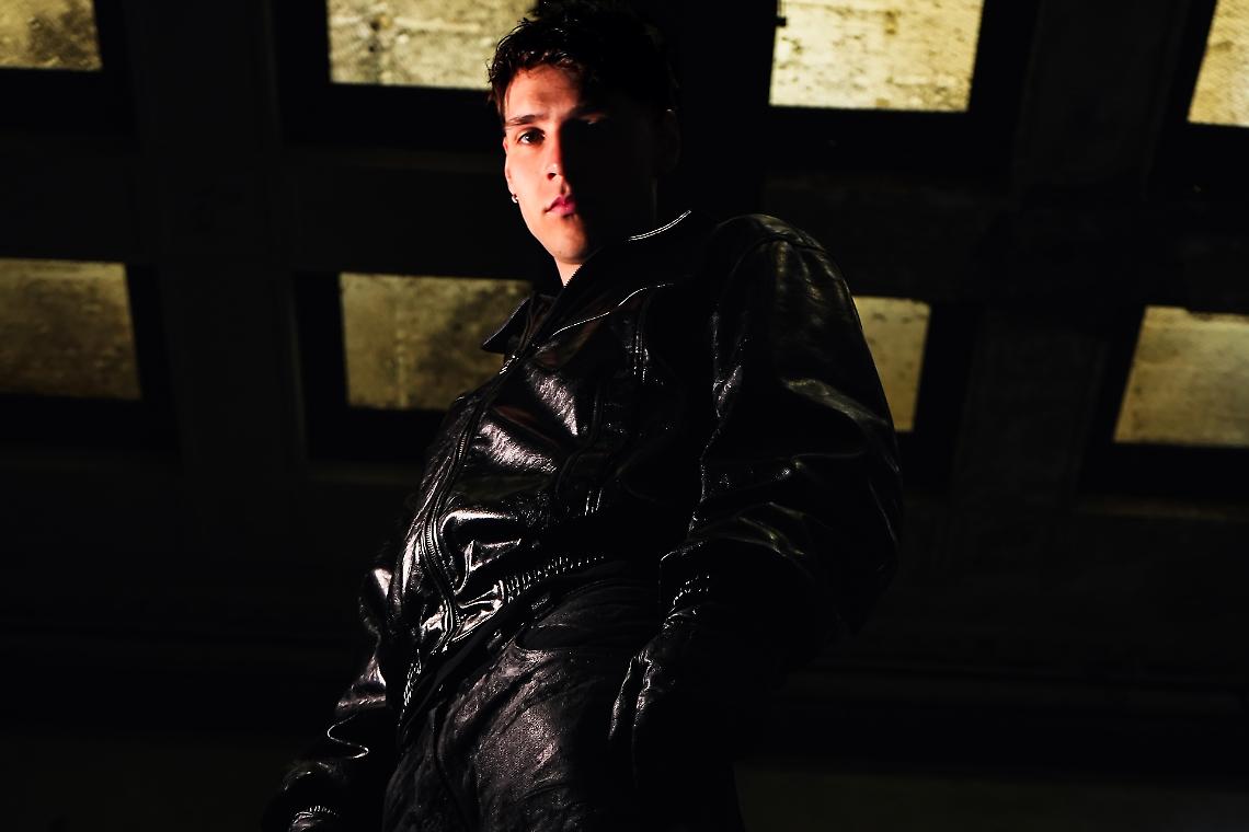 &ldquo;Plenilunio&rdquo;, il nuovo singolo di Noyezno tra amore e ferite