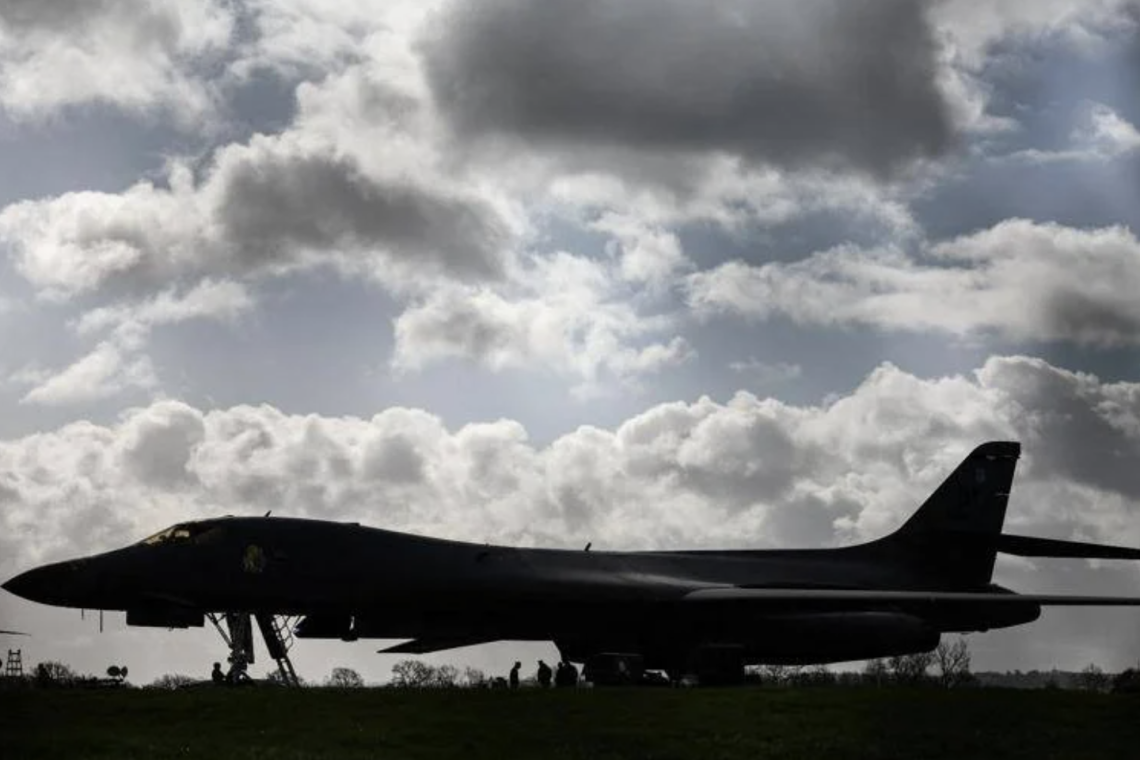 Iran, Spagna chiude spazio aereo a voli coinvolti nella guerra