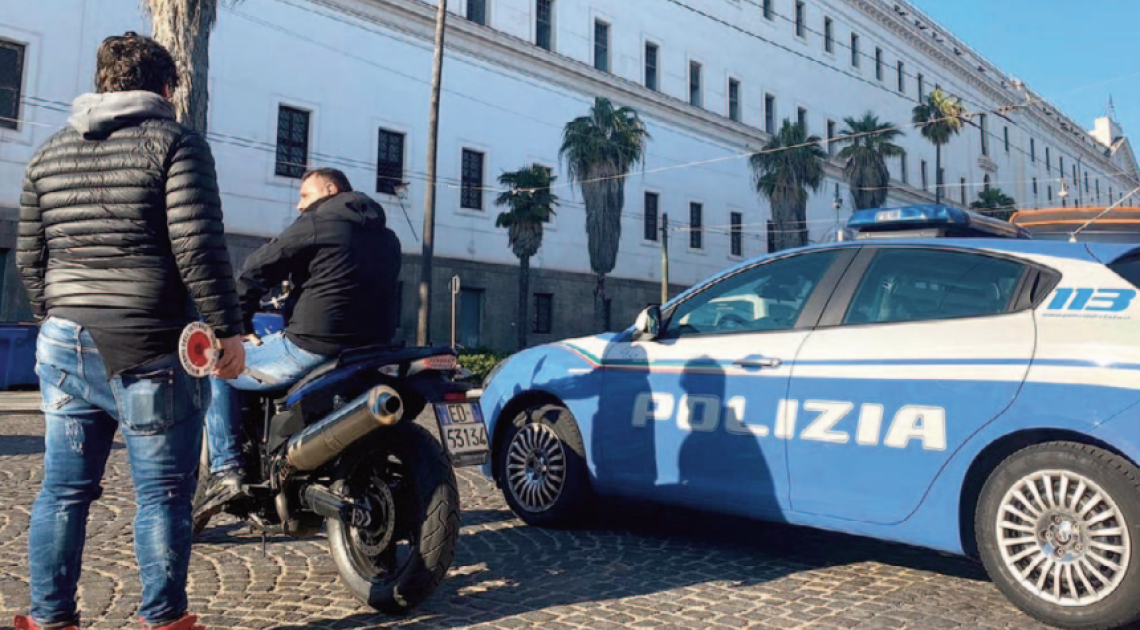 Ragazzino accoltellato, &egrave; subito giallo: &laquo;Un mio amico stava giocando&raquo;