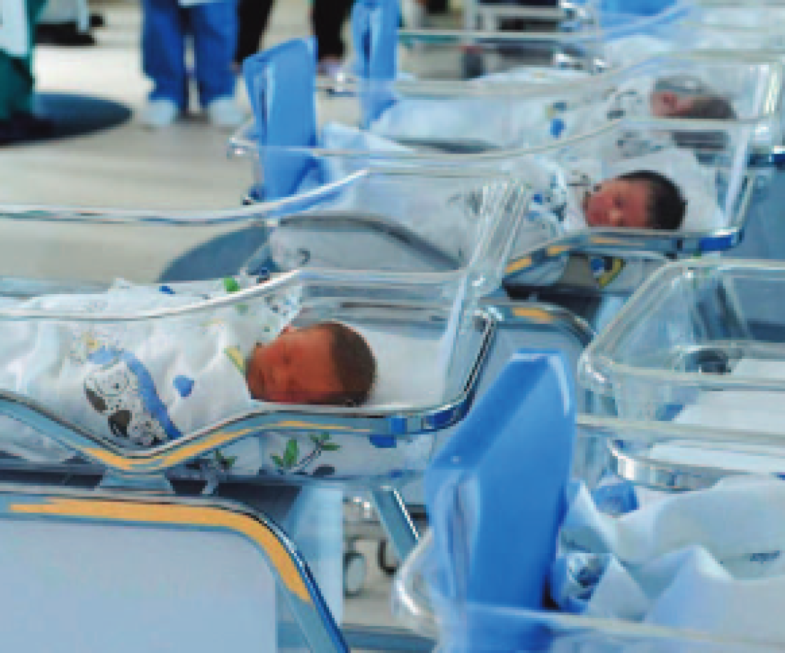 Nuovo calo record delle nascite