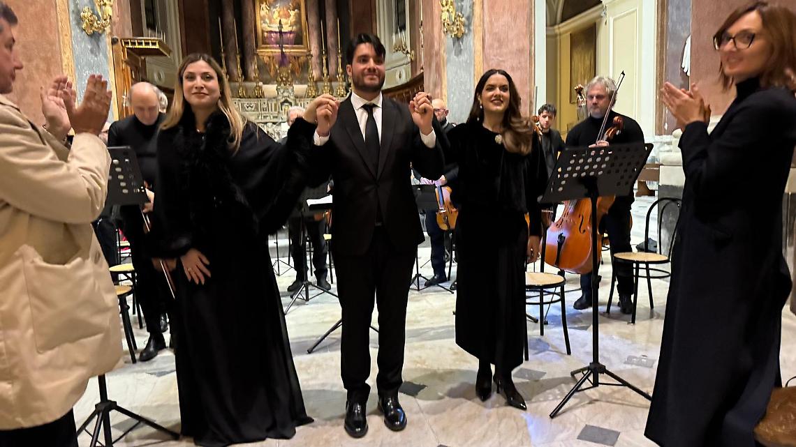Stabat Mater e tableau vivant  con Nuova Orchestra Scarlatti