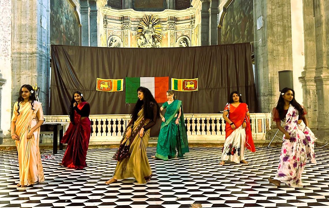 A Napoli il Capodanno srilankese: si celebra l'Aluth Avurudda