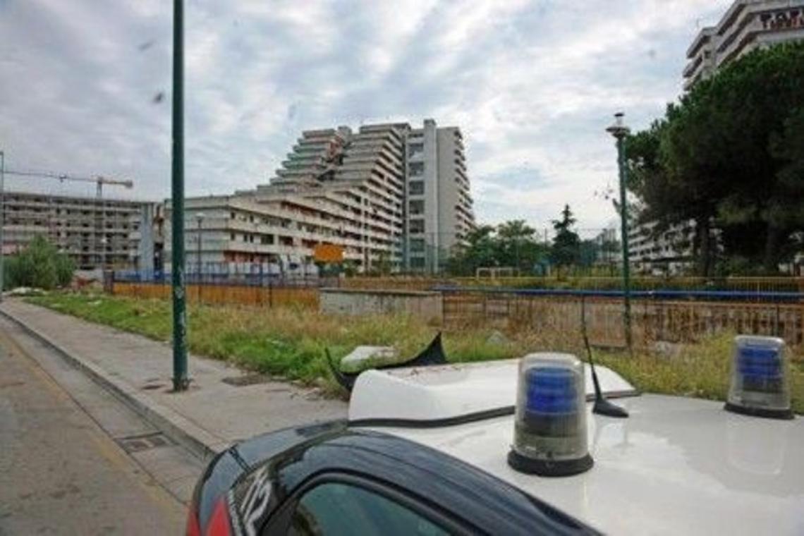 Gestivano i bancomat della droga della Vanella Grassi, due arresti
