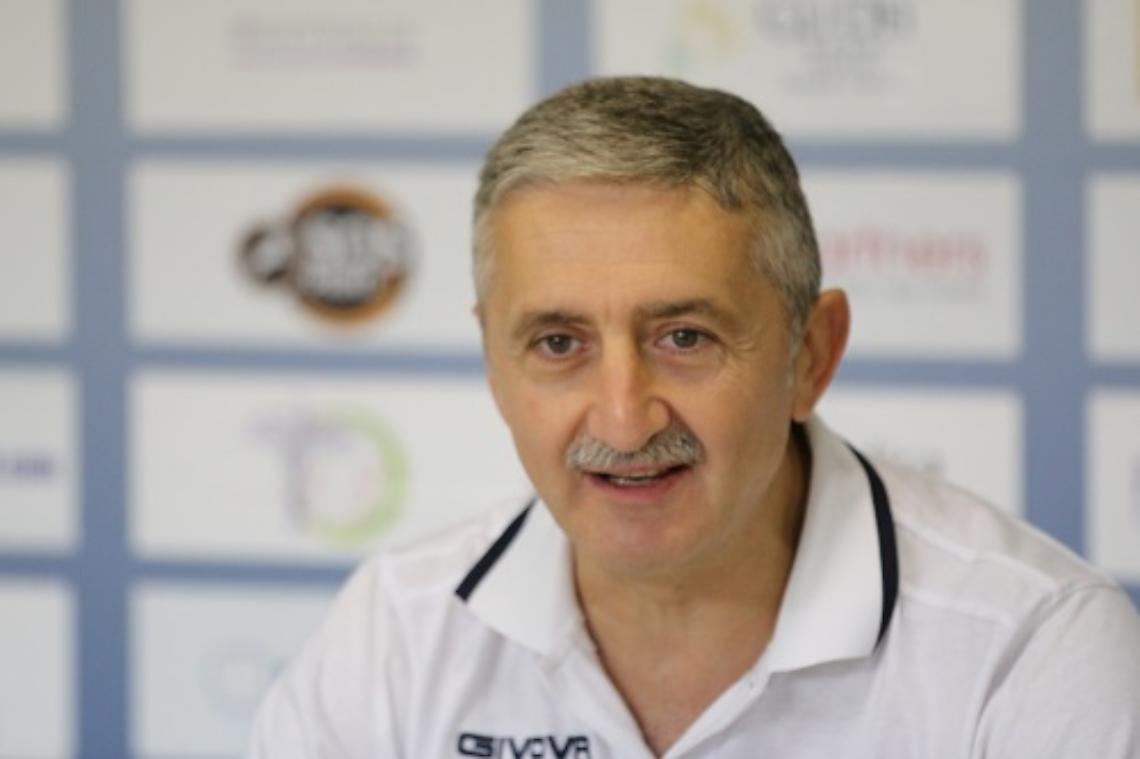 Basket, Napoli ko a Brescia: 111-82