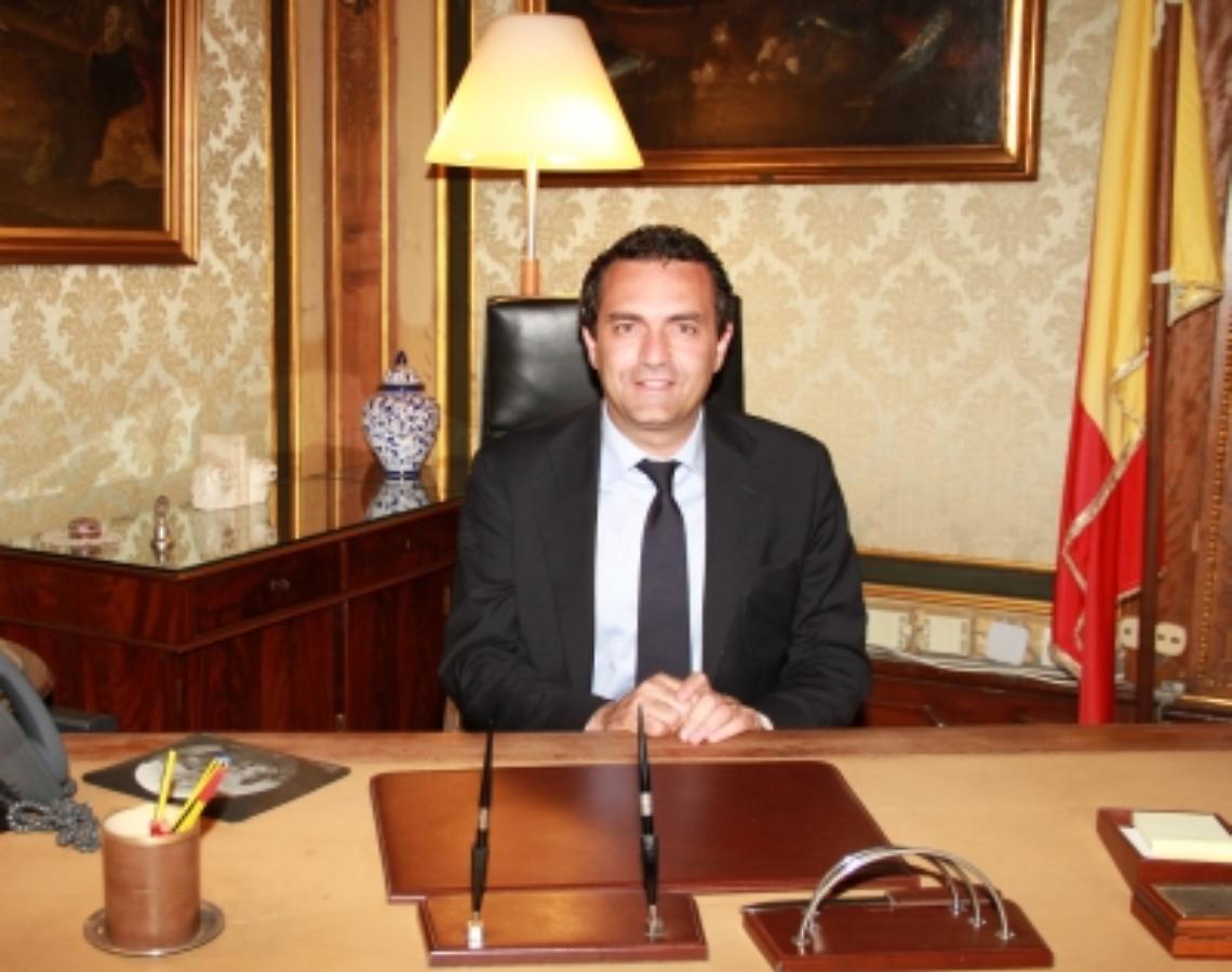 Il messaggio pasquale del sindaco de Magistris su facebook