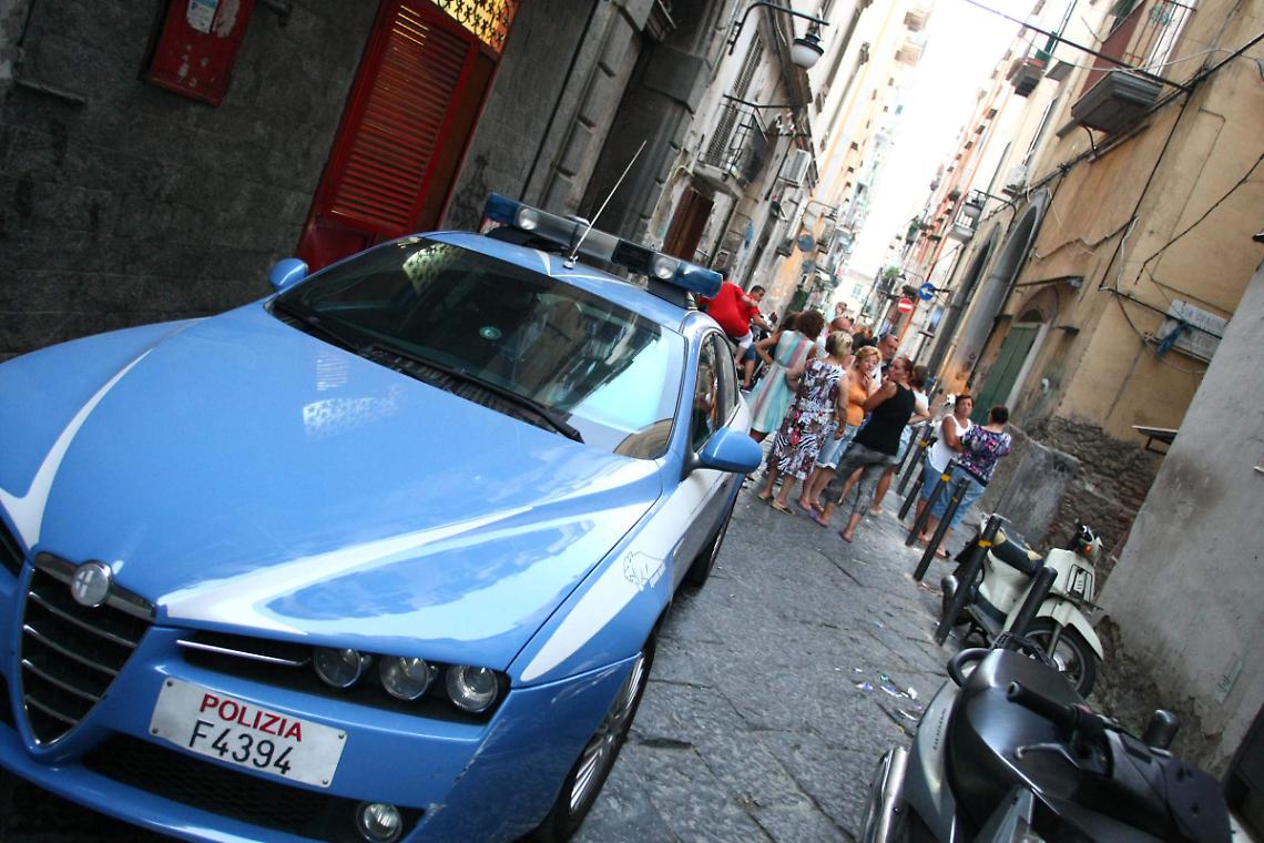 Doppio agguato nella notte: feriti in due