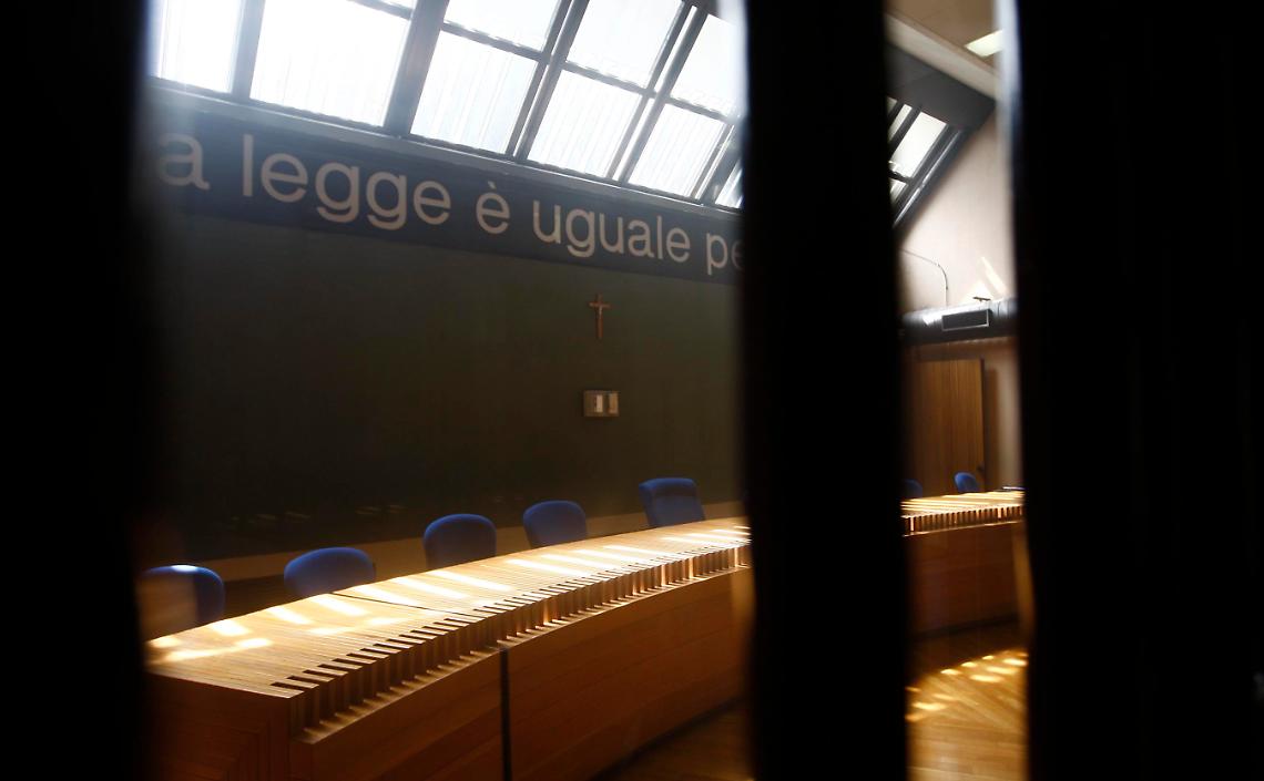 Calcioscommesse, l'inchiesta si allarga ad altre squadre ma il gip scarcera i primi indagati. Libero Raffaele Moxedano: non ci sono prove