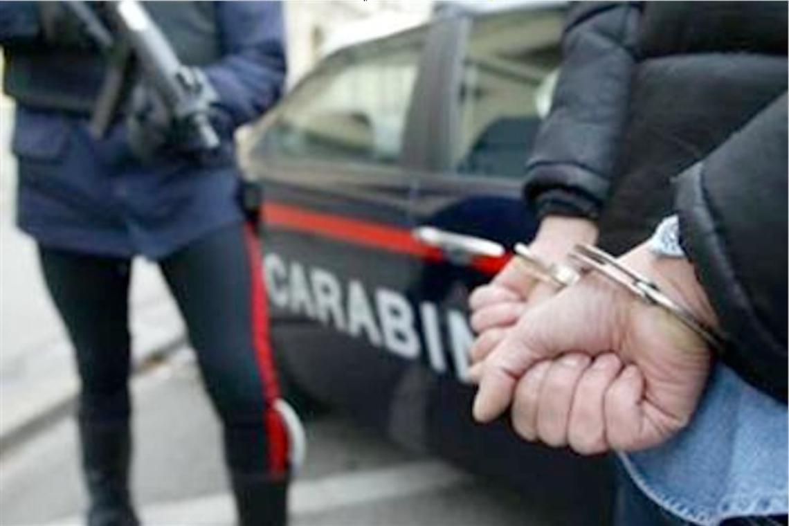 Torre Annunziata, droga in scatola <br>da scarpe