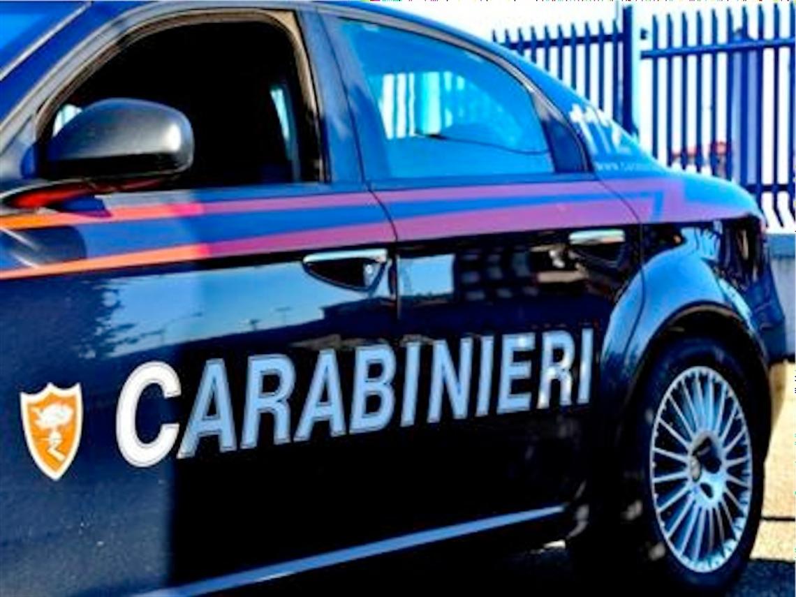Roma, tenta <br>di violentare <br>la coinquilina