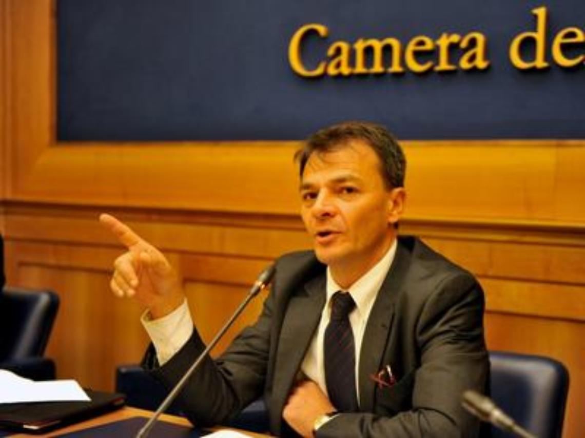Jobs Act, nel Pd rivolta contro Renzi