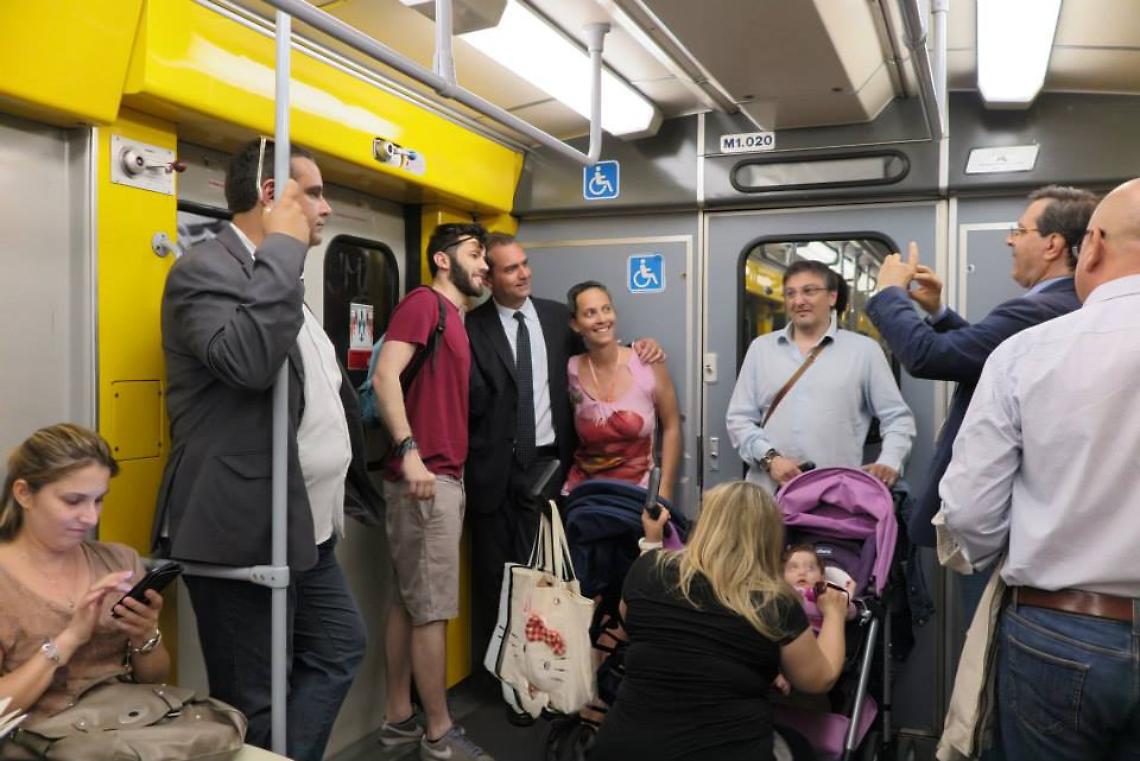 Apre la stazione della metro di piazza Municipio, targa per l'operaio morto
