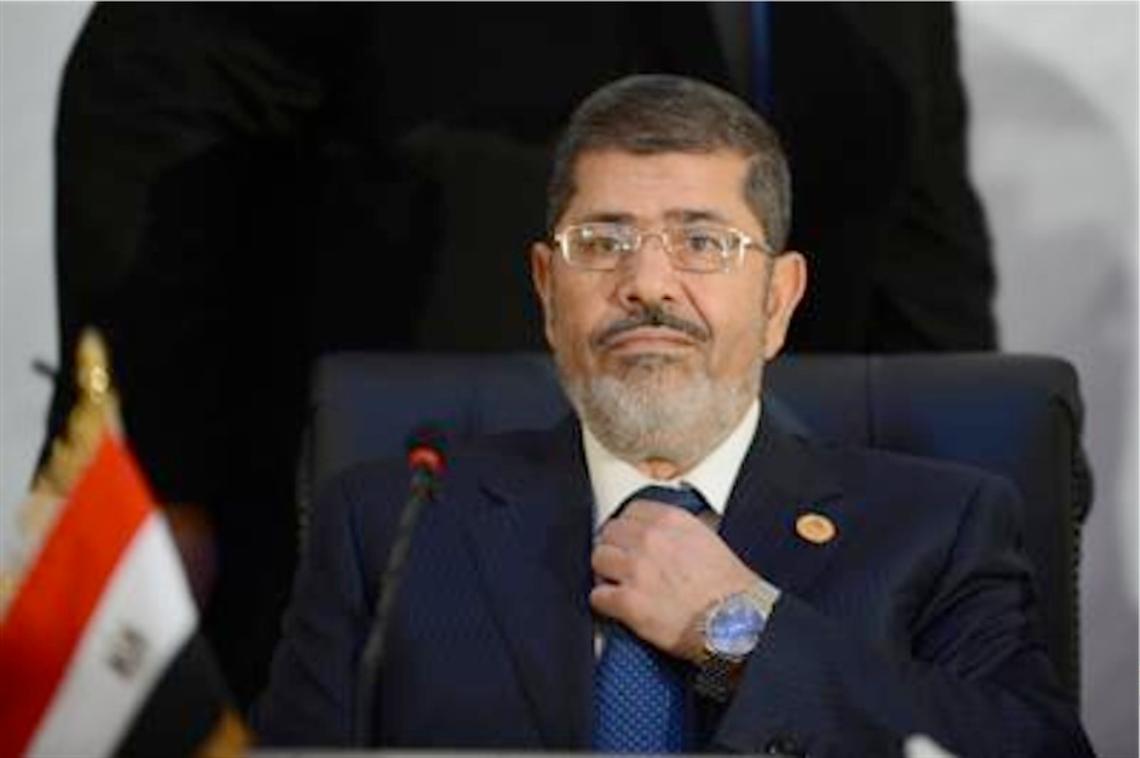 Egitto, l'ex presidente Morsi condannato <br>a morte