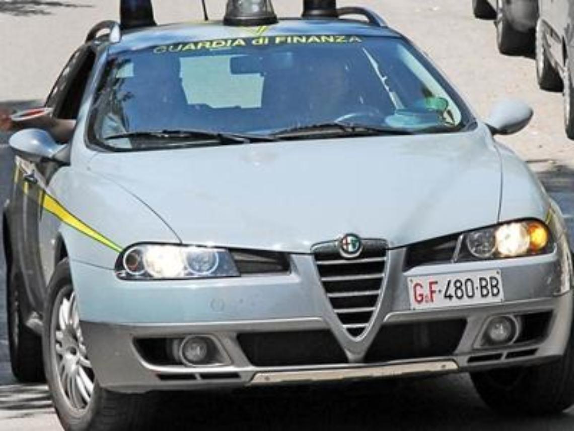 Maxi-sequestro di beni, c’è anche la barca di Mussolini