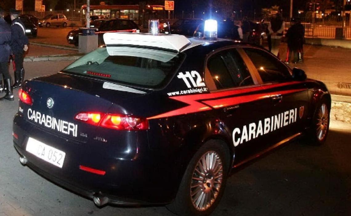Furti seriali di profumi al Vomero, bloccati due minori 