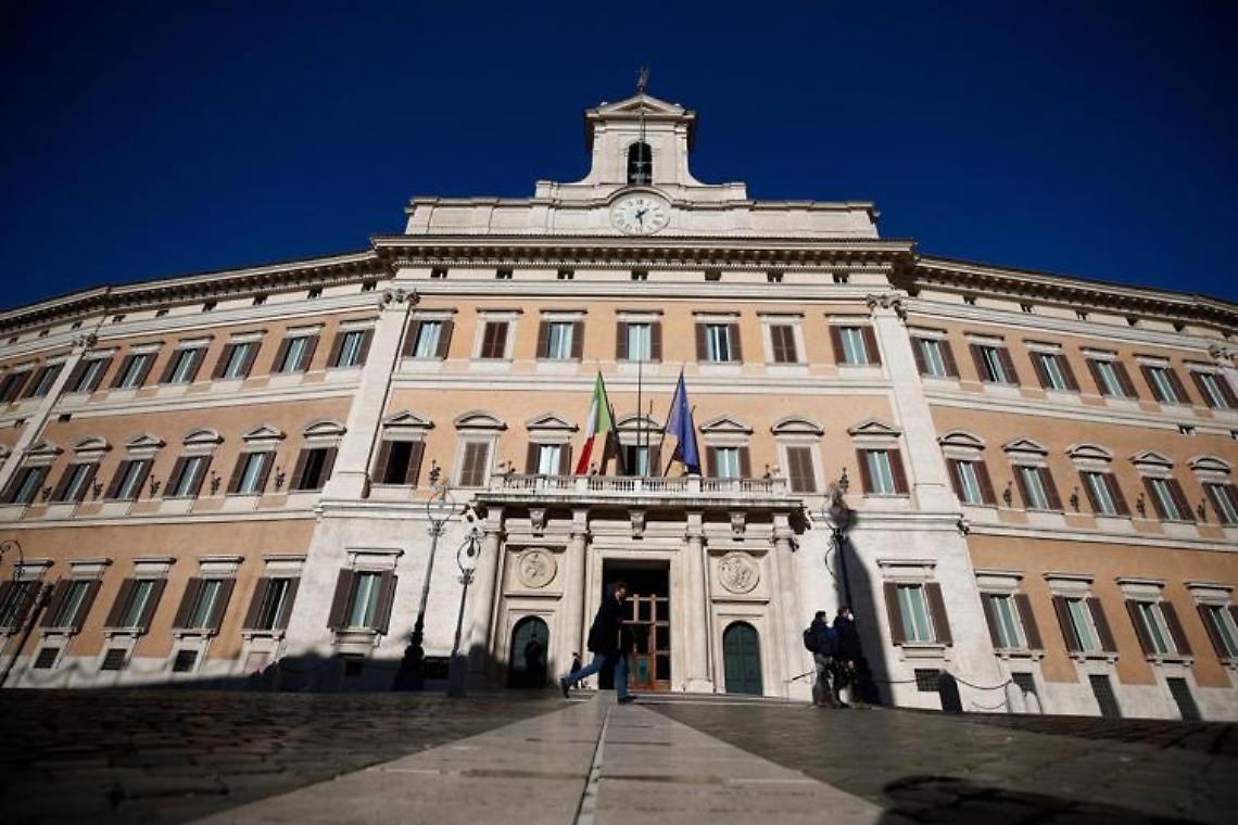 Governo, tavolo su programma: Pd blinda Conte e Gualtieri
