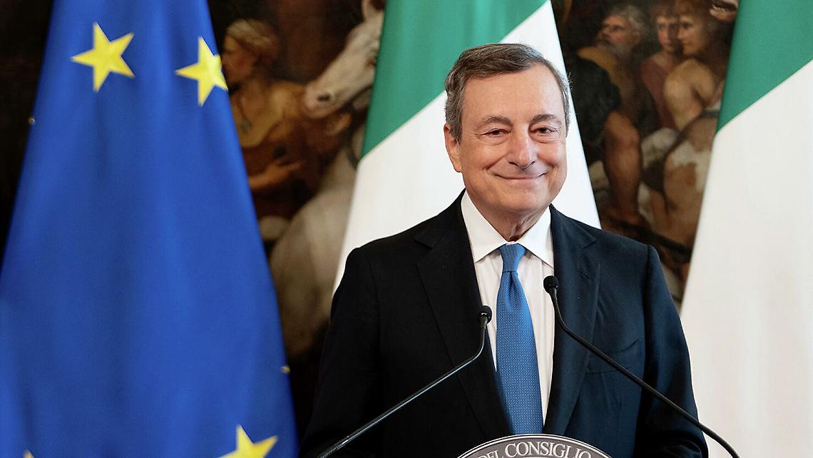 Stato di emergenza fino al 31 marzo, stop alle mascherine all'aperto già a fine mese
