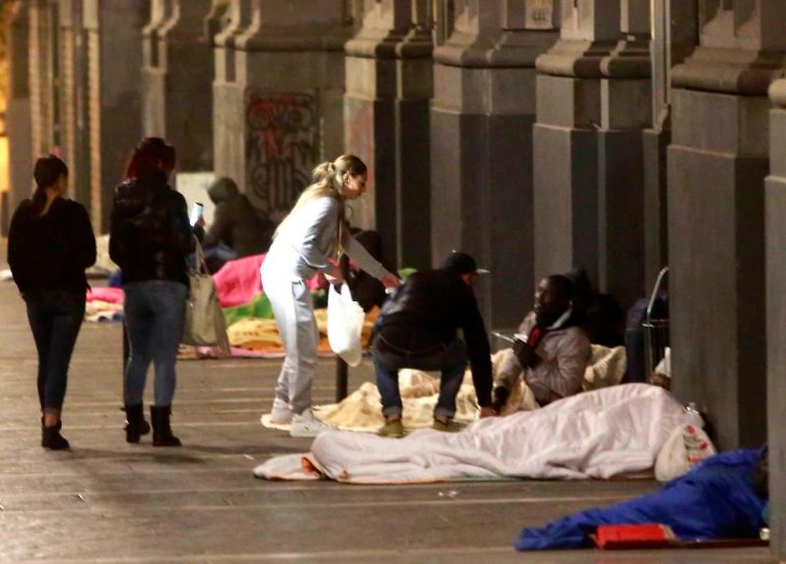 Napoli, avviso di gara per l'accoglienza di 300 persone senza dimora