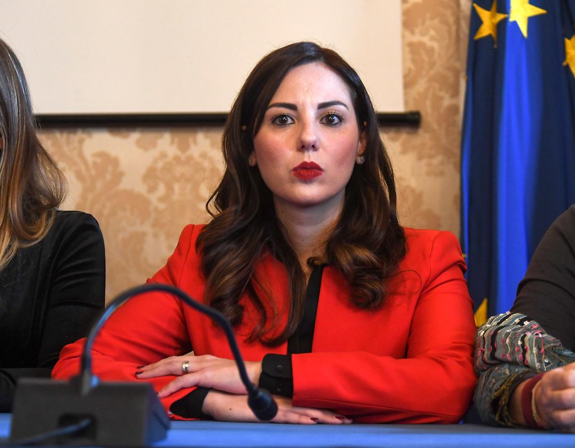 Napoli, Tari per utenze non domestiche: saldo al 30 aprile