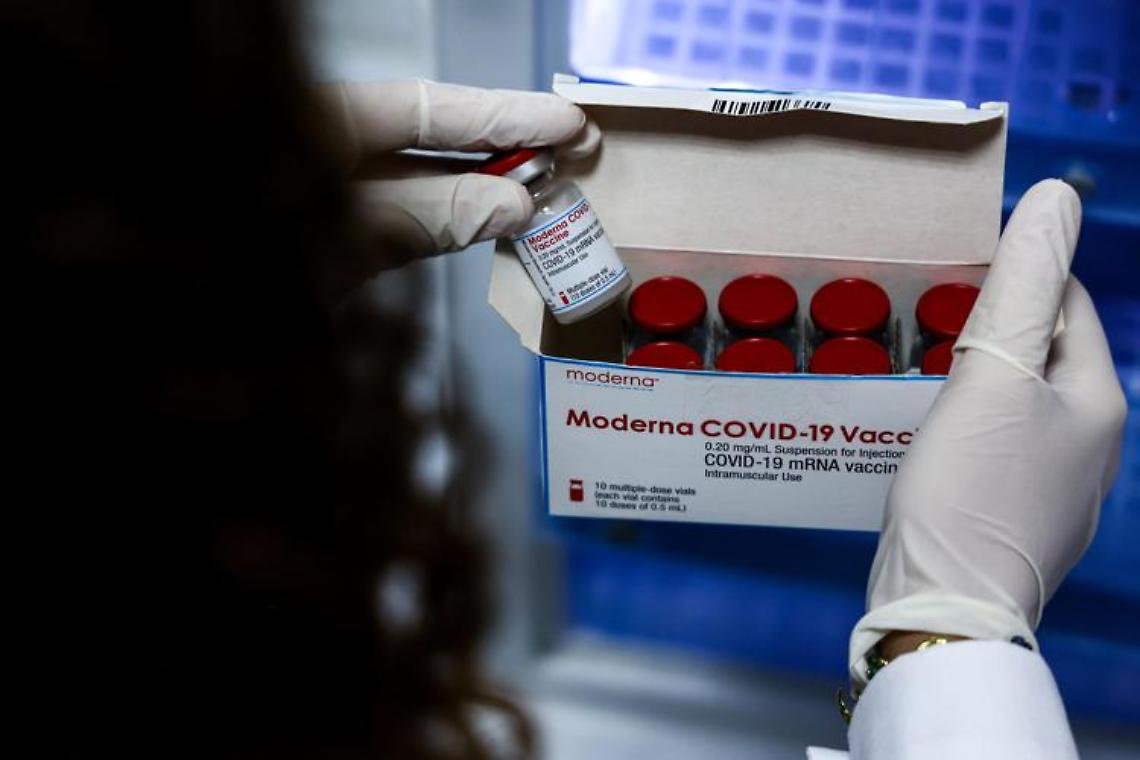 Vaccino Moderna, arrivate 500mila dosi: al via distribuzione