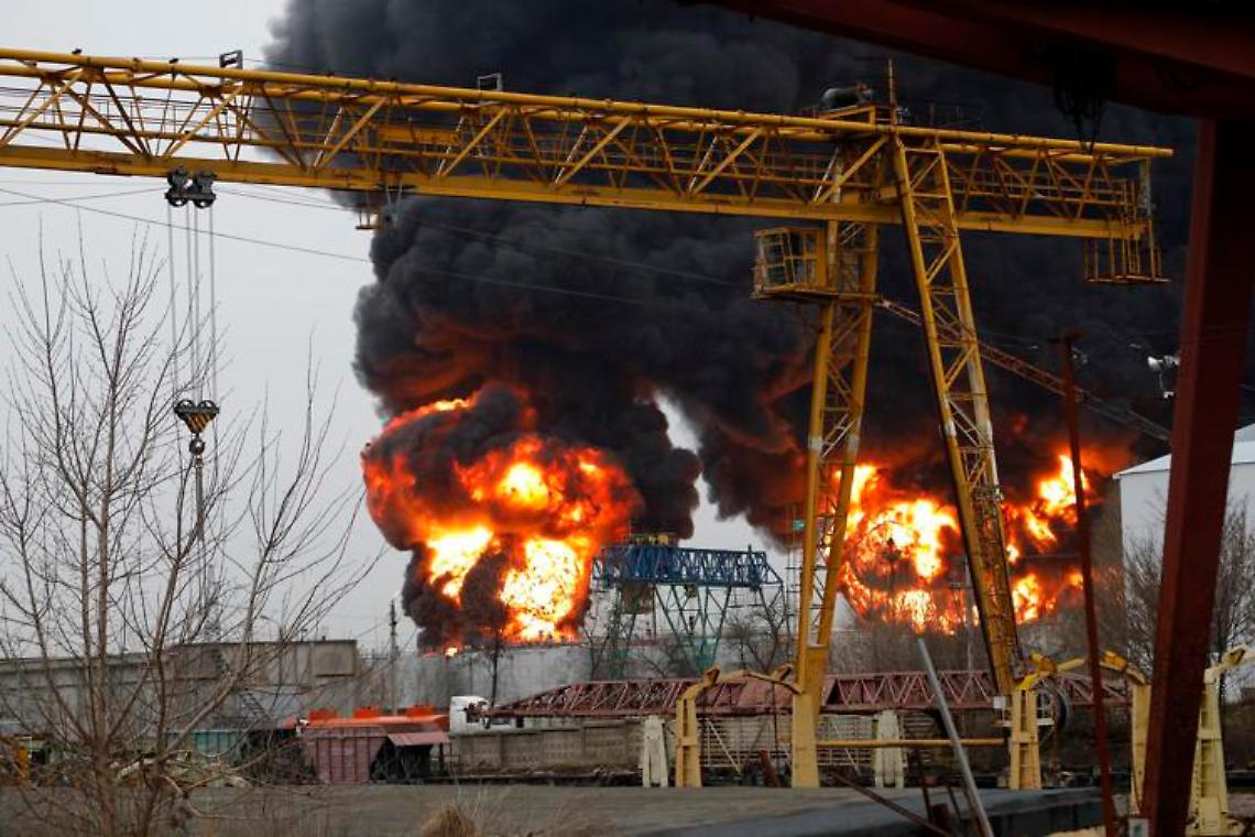 Ucraina, Russia: «Attacco Kiev a deposito petrolio di Belgorod»
