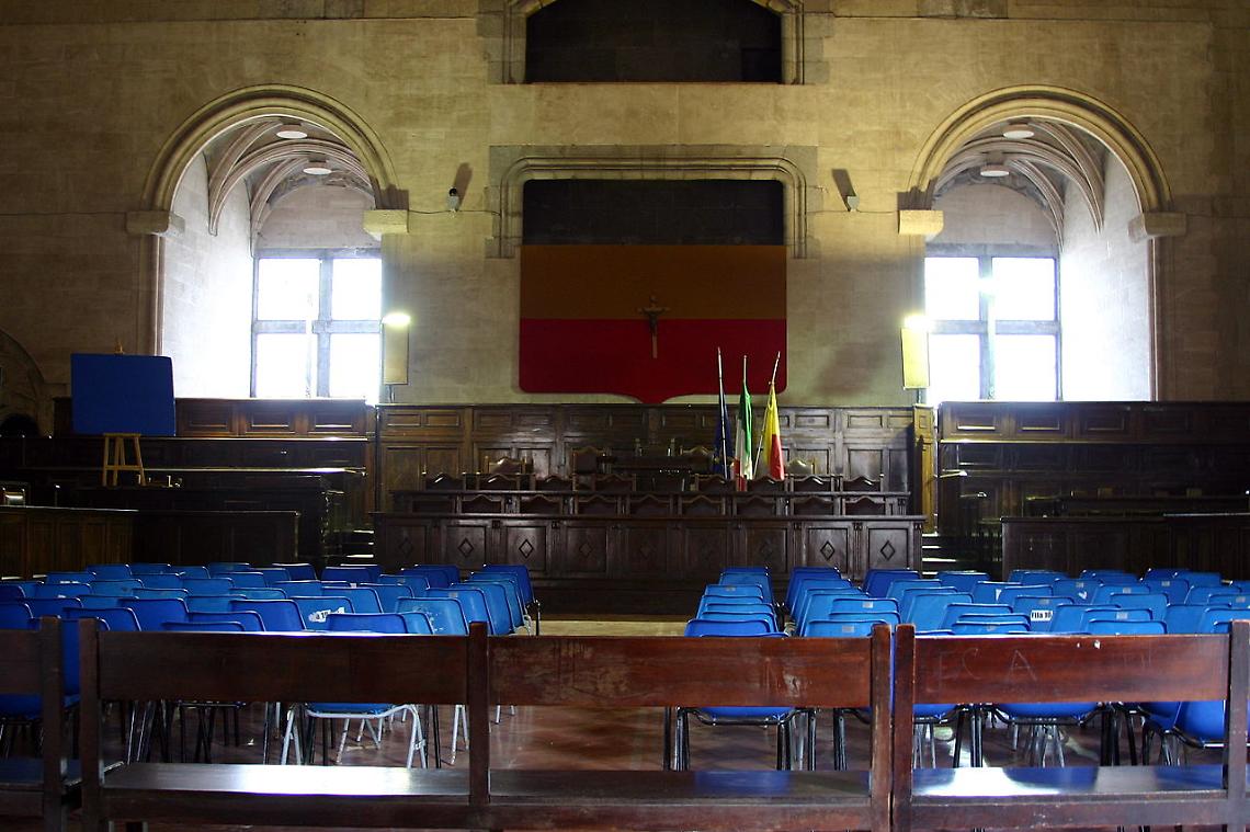 Fdi, pronti a dimetterci per mandare a casa Giunta de Magistris