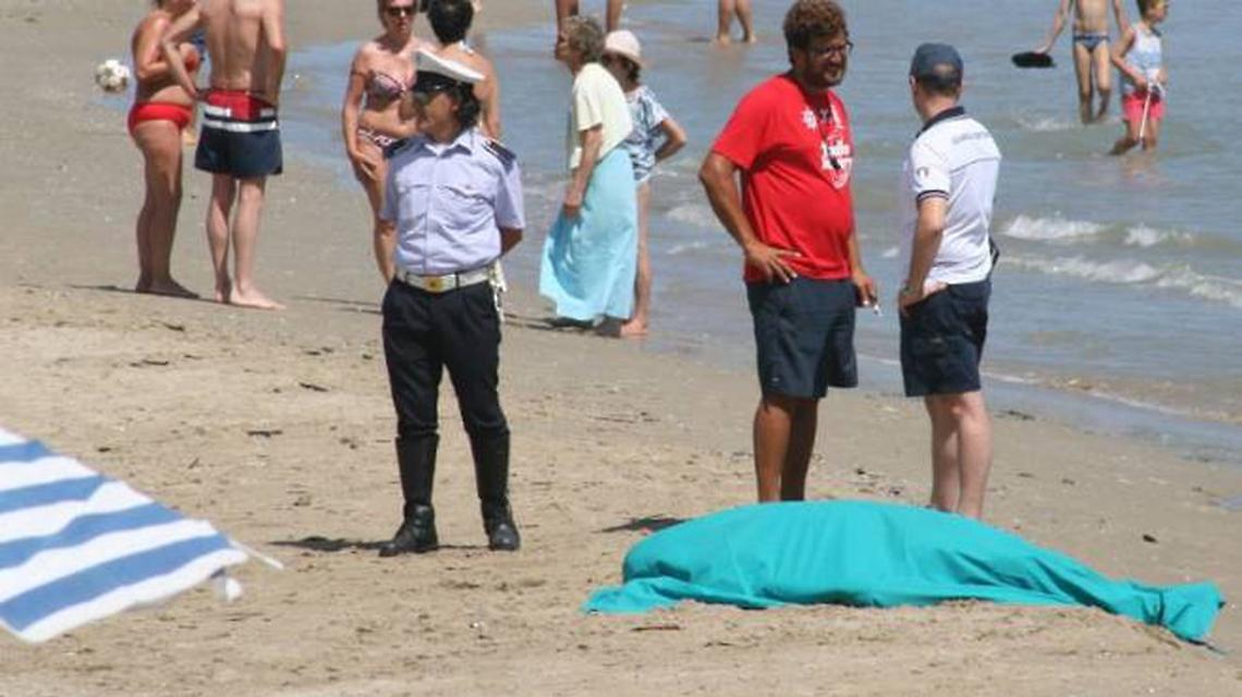 Tragedia in mare, annega 16enne
