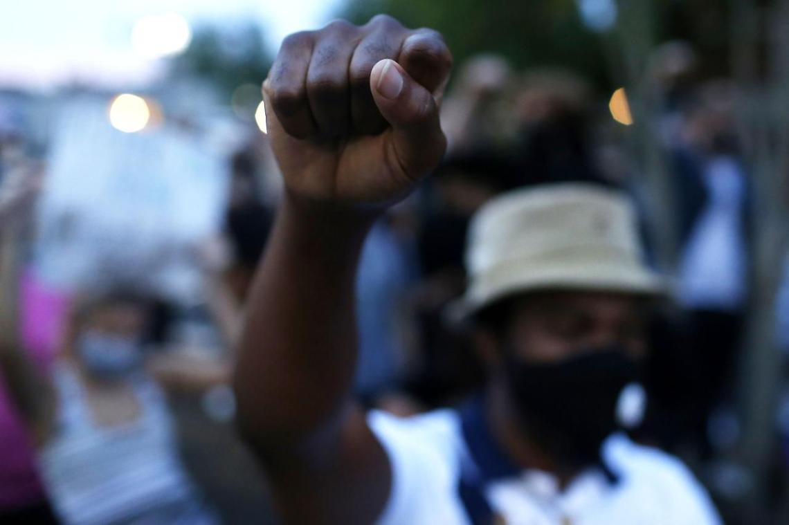 Agenti uccidono 29enne afroamericano, proteste a Los Angeles