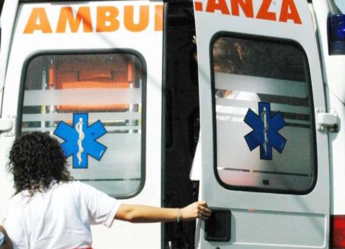 Bambino di 3 anni investito da un suv: prognosi riservata