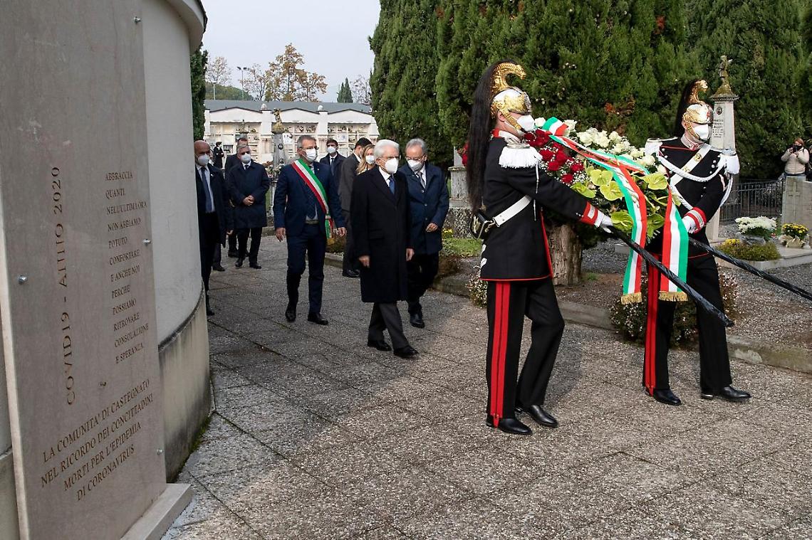 Covid, Mattarella a Castegnato: &laquo;Il pensiero ai tanti morti in solitudine&raquo;