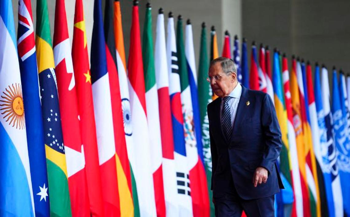 Ucraina: Lavrov accusa Nato, Usa e il Papa